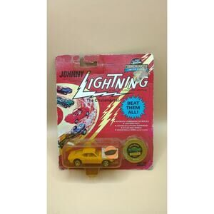 Johnny Lightning Challengers! Yellow Custom GTO Limited Edition 1993 Series E